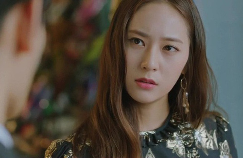 10h đi sinh nhật về thấy nguyên mâm bát chưa rửa trên bàn, tôi chưa kịp nói gì thì chồng đã làm 1 hành động khiến cả nhà tái mặt