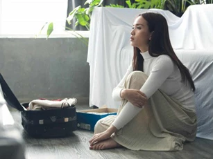 Ly dị chồng mới cưới vì tình yêu ích kỷ, sở hữu