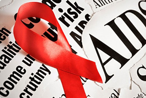 25% số người nhiễm HIV sẵn sàng tham gia các thử nghiệm dễ gây tử vong
