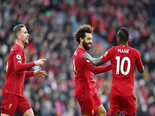 Kém Liverpool 17 điểm, ám ảnh mùa... xuống hạng tìm về Man City