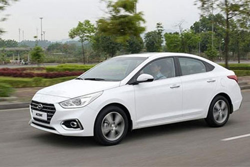 Hyundai Accent tiếp tục đánh bại 'đàn em' Grand i10 giá rẻ
