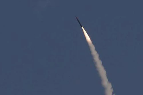 Tên lửa Israel.