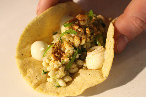 “Mỏ vàng” dưới rễ cây, chế biến thành món... “ngon quên sầu“