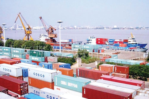 Thêm lực đẩy cho xuất, nhập khẩu tăng tốc