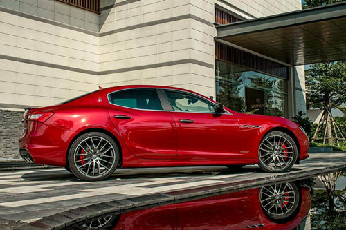 Bảng giá xe Maserati tháng 12/2019: Ưu đãi cực ‘khủng’