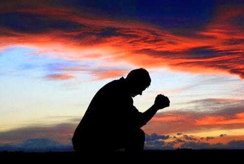 Trời cách đất chỉ 1 mét, muốn thành công ai cũng phải học cách cúi đầu trước 3 điều sau