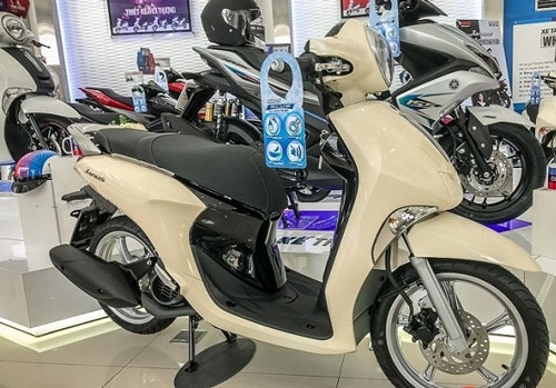 Mua xe tay ga nữ tầm giá 30 triệu: Chọn Honda Vision hay Yamaha Janus?