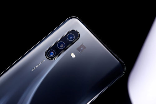 Cận cảnh smartphone 5G, cấu hình ‘khủng’, pin 4.350 mAh, 4 camera sau, giá hơn 13 triệu