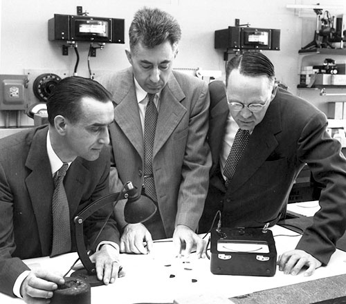 Sự ra đời của Pin Mặt trời silic