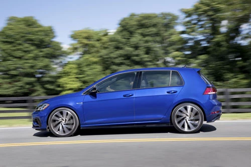 4. Volkswagen Golf R 2020.