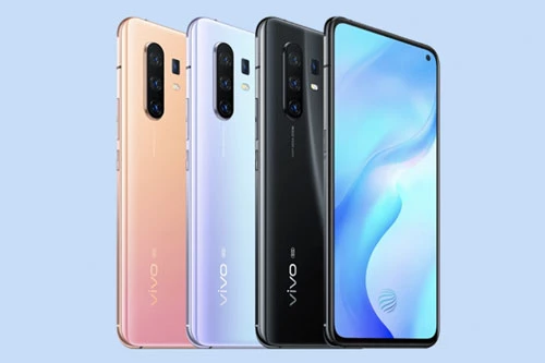 Vivo X30 Pro có 3 tùy chọn màu sắc gồm Black, Peach, Light Blue, lên kệ tại Trung Quốc vào ngày 28/12. Giá của phiên bản ROM 128 GB là 3.998 Nhân dân tệ (tương đương 13,23 triệu đồng). Phiên bản ROM 256 GB có giá 4.298 Nhân dân tệ (14,22 triệu đồng).