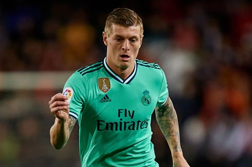 Tiền vệ: Toni Kroos (Real Madrid).