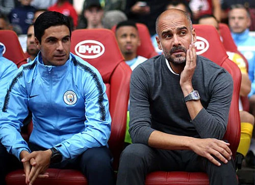 Arsenal kiên trì theo đuổi Mike Arteta