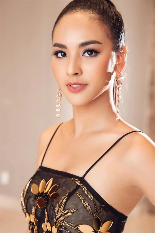Á khôi Sinh viên Việt Nam được chọn làm đại diện thi Hoa hậu Sắc đẹp Quốc tế - 1