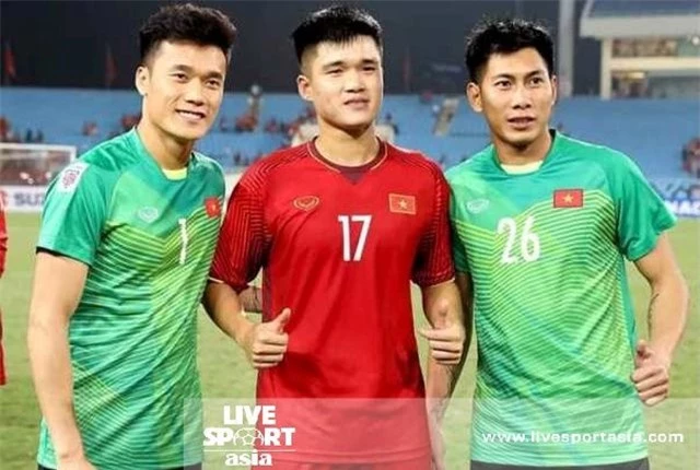 Thêm cầu thủ Việt Nam sang Thái Lan thi đấu - 1