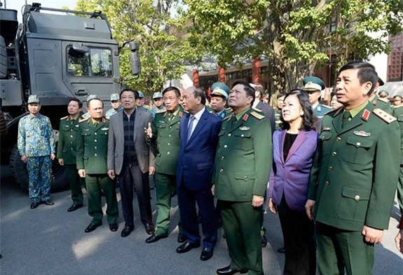 To hop ten lua cua Israel lan dau xuat hien giua long thu do Ha Noi-Hinh-2