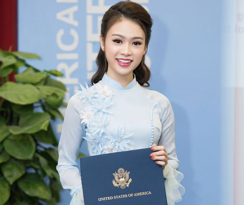 Mỹ nhân học vấn “khủng” nhất Hoa hậu Việt Nam 2016 làm Đại sứ Hoà bình