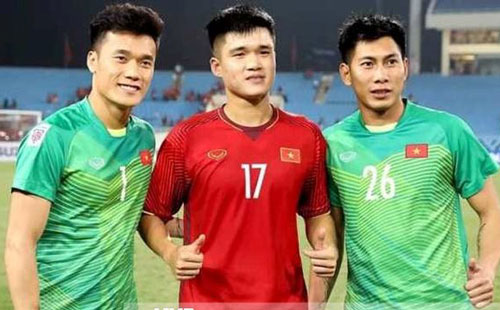 Thêm cầu thủ Việt Nam sang Thái Lan thi đấu