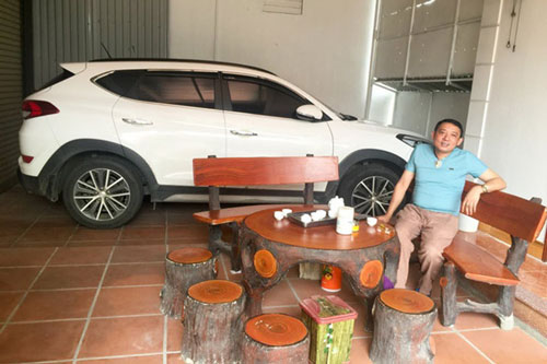 Danh hài Chiến Thắng tậu Mercedes-Benz, bốc được biển số đẹp