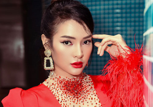 Phương Trinh Jolie: Tôi không mang chuyện yêu đương, cặp kè đại gia ra làm trò PR