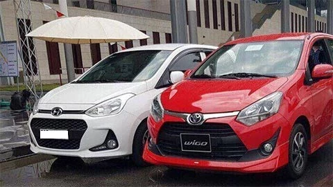 Hyundai Grand i10 và Toyota Wigo (phải).