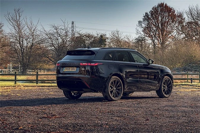 Xe sang Range Rover Velar Black moi tu 1,75 ty dong tai Anh-Hinh-2