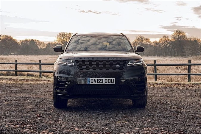 Xe sang Range Rover Velar Black moi tu 1,75 ty dong tai Anh-Hinh-3