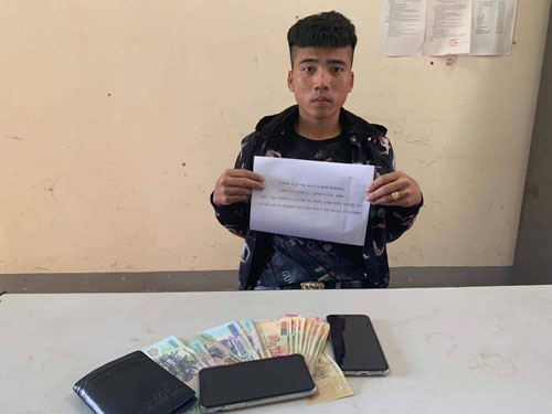 Nghệ An: Đột nhập nhà hàng xóm phá két sắt lấy tiền đi sắm đồ