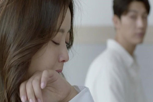 Bỏ tình yêu 10 năm để trở thành kẻ thứ ba, tôi nhận lại vô vàn đắng cay