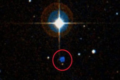 Hành tung bí ẩn của vật thể nghi phi thuyền ngoài hành tinh gần Trạm Vũ trụ quốc tế