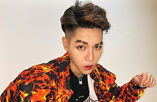 Đức Phúc gây hoang mang với gương mặt ngày càng khác lạ hậu phẫu thuật thẩm mỹ