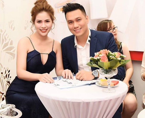 "Bỏng mắt" ngắm vợ hot girl ly hôn Việt Anh sau 7 năm gắn bó