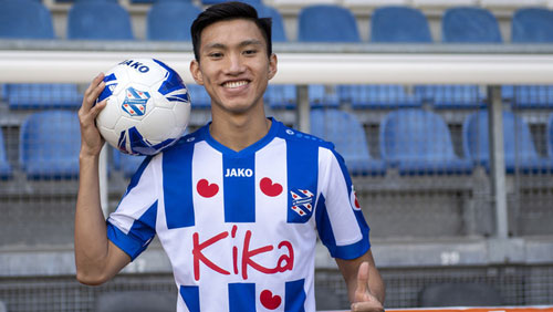 Báo Hà Lan hoài nghi về màn ra mắt của Văn Hậu tại SC Heerenveen: Có tác động của lãnh đạo, không hoàn toàn vì chuyên môn?