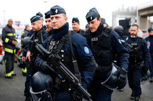 Lời đe dọa đánh bom "khủng khiếp nhất" ở Moscow có khiến quân đội Nga rối loạn?