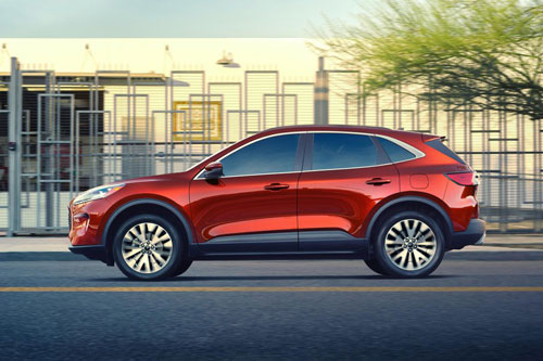 Ford Escape Hybrid 2020 có mức tiết kiệm nhiên liệu đứng đầu phân khúc