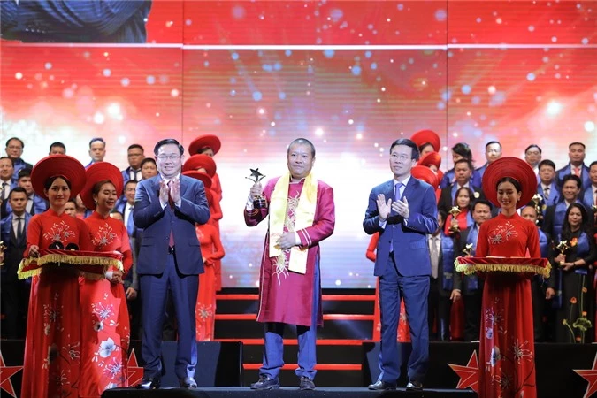 Chân dung 10 doanh nhân Sao Đỏ 2019 8