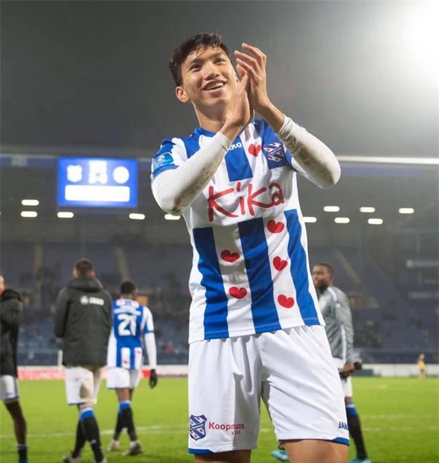 Không thi đấu giải U23 châu Á, Văn Hậu cần sự khẳng định tại Heerenveen - 1