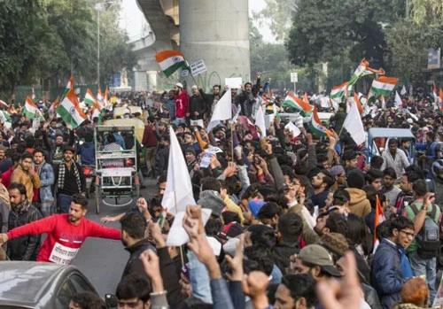 Người biểu tình tập trung tại New Delhi, Ấn Độ, ngày 18/12/2019. Ảnh: THX/ TTXVN.