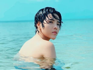 Vũ Cát Tường bất ngờ cởi áo khoe lưng trần gợi cảm: Hình tượng tomboy mạnh mẽ chỉ là quá khứ