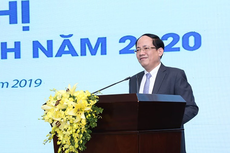 Thứ trưởng Bộ TT&TT Phạm Anh Tuấn phát biểu chỉ đạo tại Hội nghị triển khai kế hoạch năm 2020 của EMS.