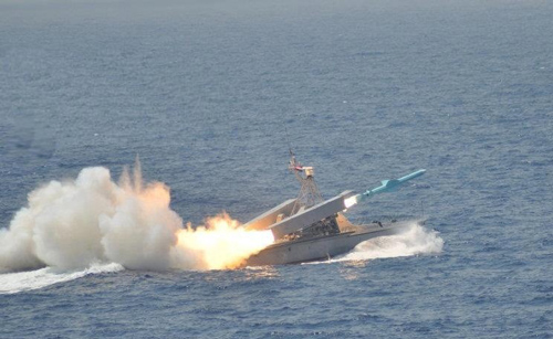 Syria lộ vũ khí mới cực mạnh khi tập trận trên biển với Nga