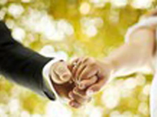 Bỏ người yêu cũ đau đẻ để cưới kẻ thứ 3, không ngờ 14 ngày sau...