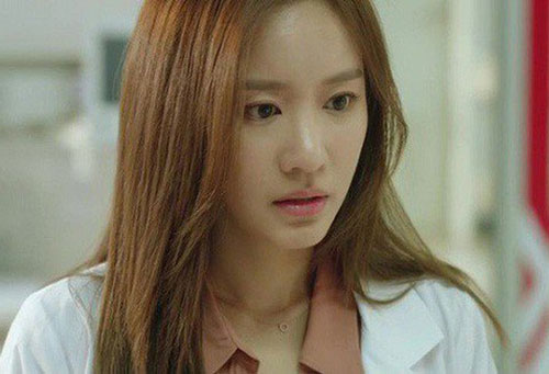 "Âm mưu" kinh hoàng khi vợ cũ bỗng lăn xả đòi chăm sóc bố mẹ chồng