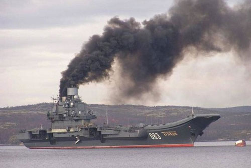 Tàu ngầm Kilo 877 bị chìm, Hải quân Nga điêu đứng vì liên tiếp gặp "vận đen"