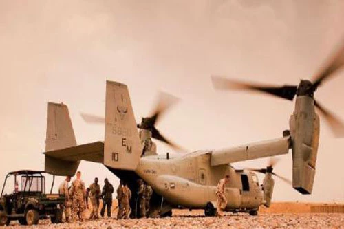 Máy bay V-22 Osprey.