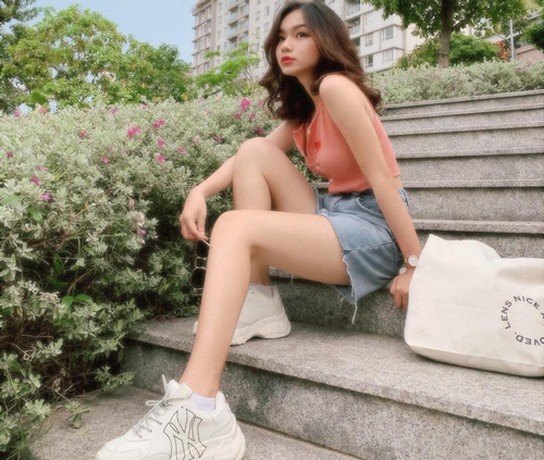 Điểm danh 5 hot girl Việt sở hữu body "chuẩn không cần chỉnh" đốt mắt triệu người xem