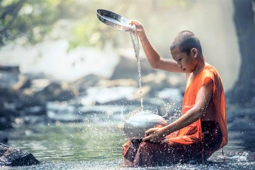 Sống trên đời khó tránh nghịch cảnh, đừng rơi lệ vì ông trời đã có sự an bài