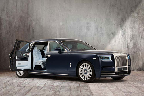 Xe siêu sang Rolls-Royce Phantom "Hoa Hồng" với 1 triệu mũi thêu