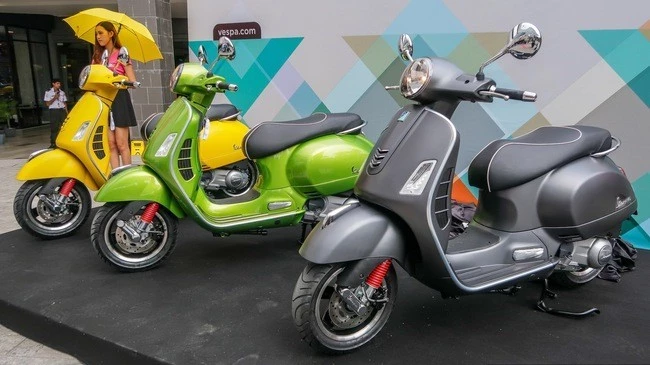  Vespa GTS Super 300 ABS giá 129 triệu 