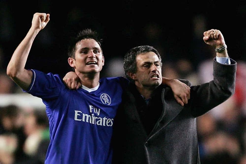 Lampard và Mourinho thời còn gắn bó với nhau ở Chelsea.